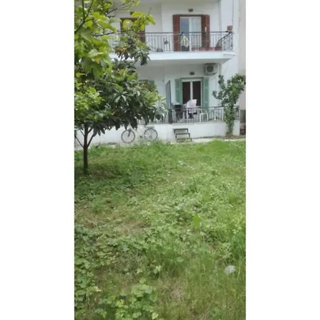 Ferienhaus νtinas House B Tsoukaládhes