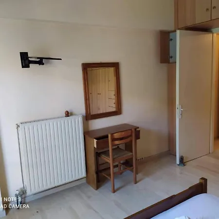 νtinas House B * Tsoukaládhes