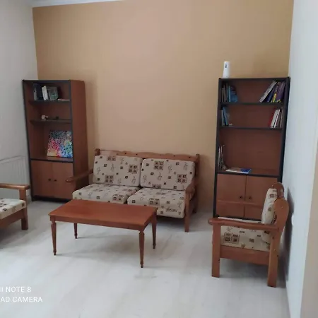 Holiday home νtinas House B Tsoukaladhes